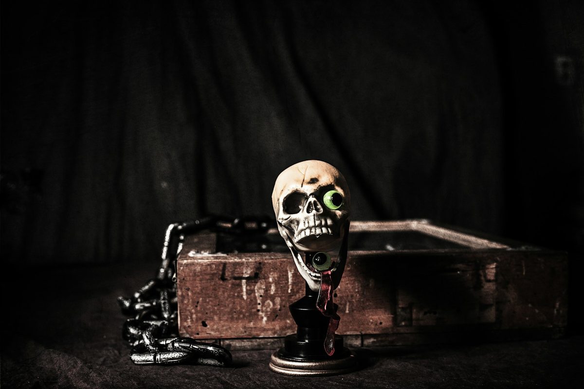 Punk Rock Skull Keychain